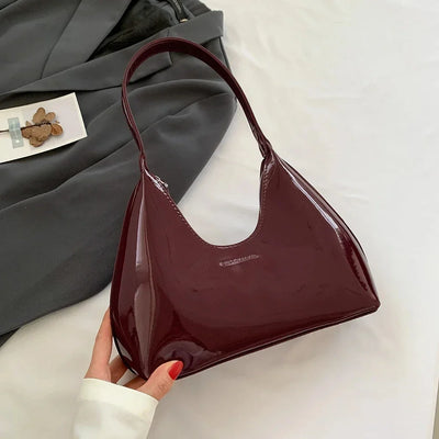 vera™ – blank vinrød skuldertaske i laklook