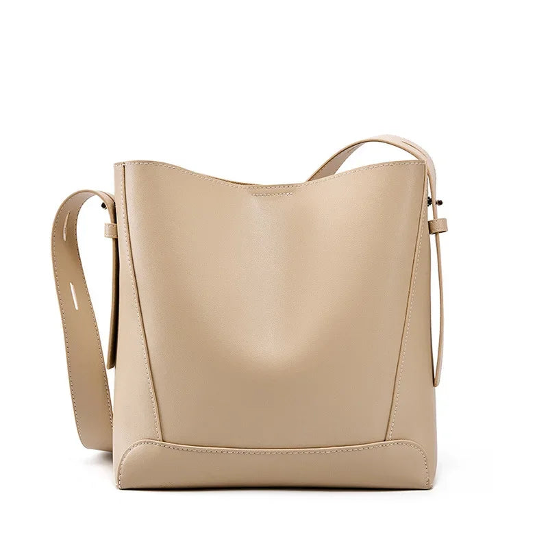 tine™ – elegant sandfarvet skuldertaske med bæltehank