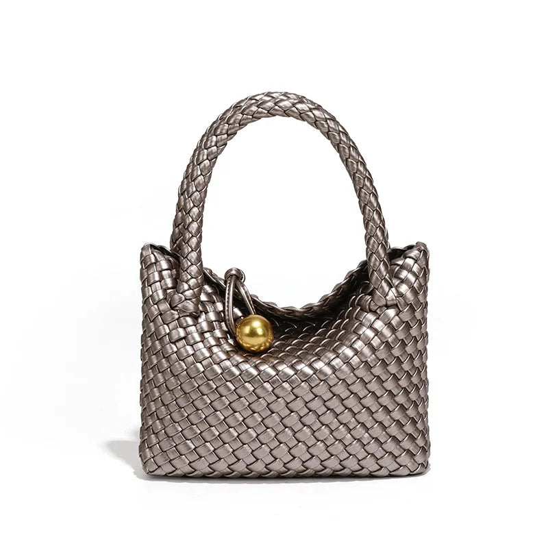 ASTRID™ | ELEGANT VÆVET LÆDERTASKE MED GULDDETALJE